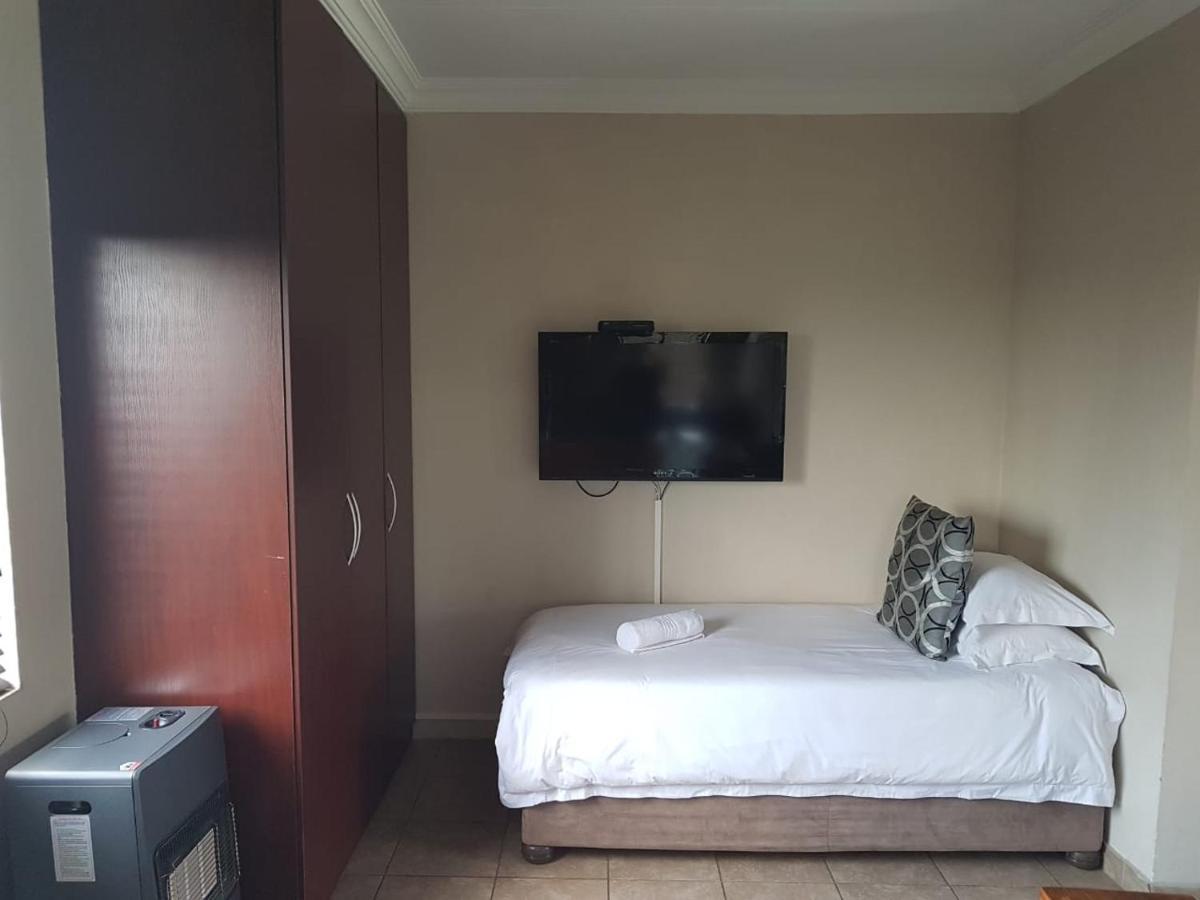 Private Apartments & Biz Stays Pretoria-Noord Buitenkant foto