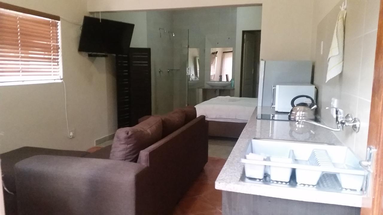 Private Apartments & Biz Stays Pretoria-Noord Buitenkant foto