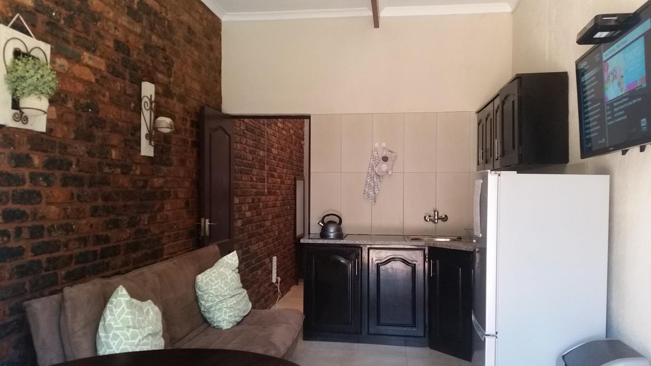 Private Apartments & Biz Stays Pretoria-Noord Buitenkant foto