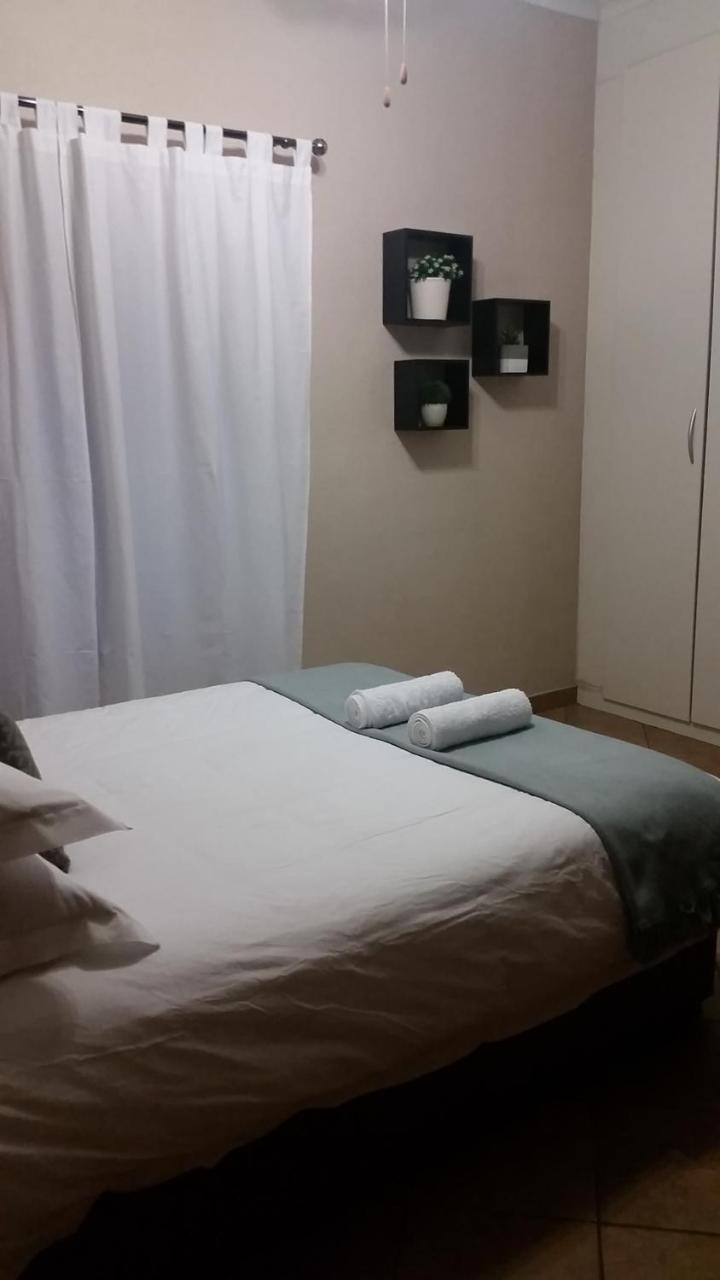 Private Apartments & Biz Stays Pretoria-Noord Buitenkant foto